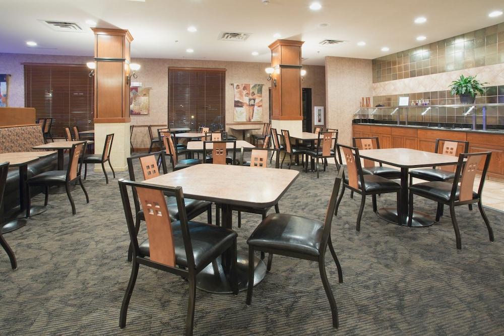 Holiday Inn Express & Suites Trinidad By Ihg Exterior foto