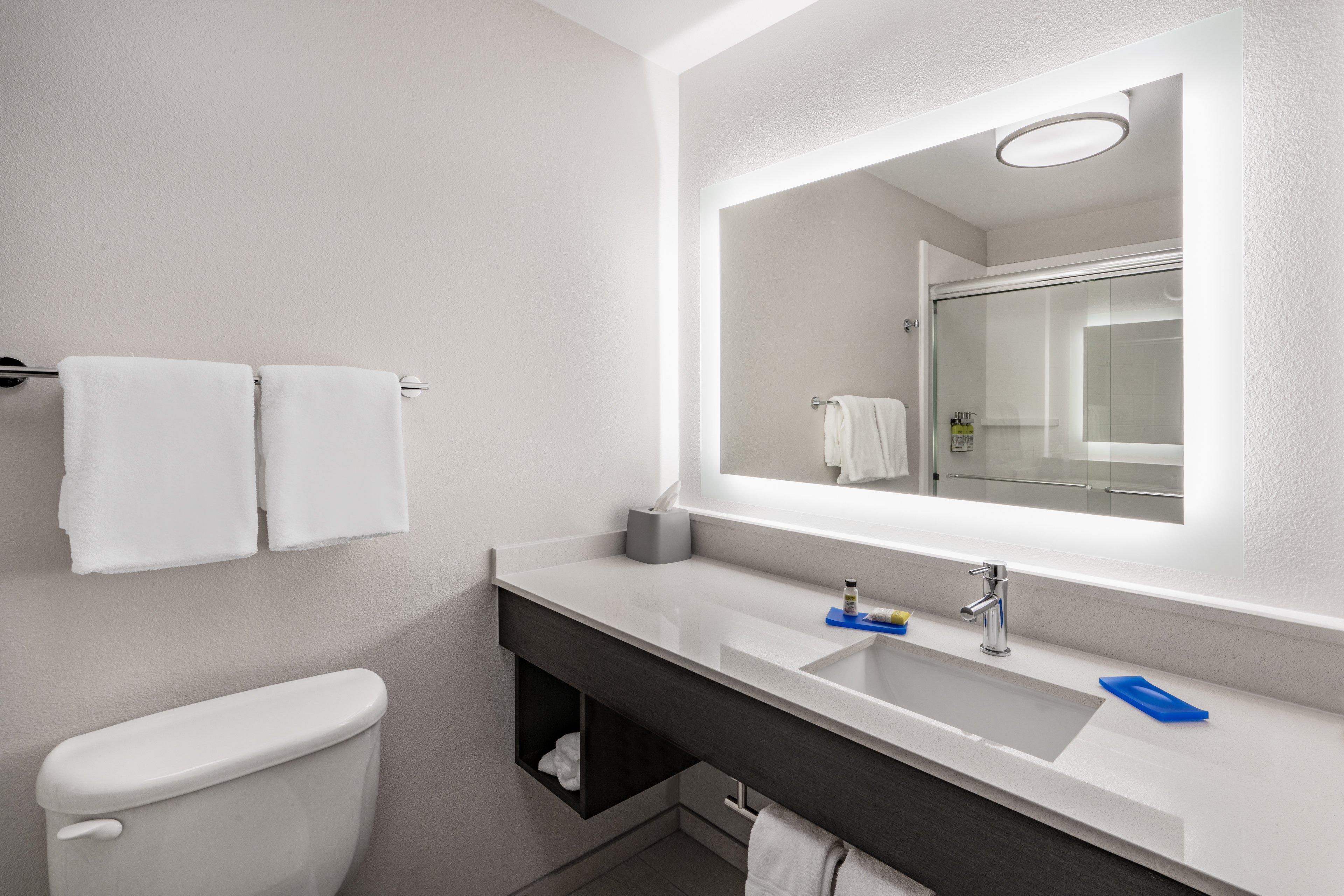 Holiday Inn Express & Suites Trinidad By Ihg Exterior foto