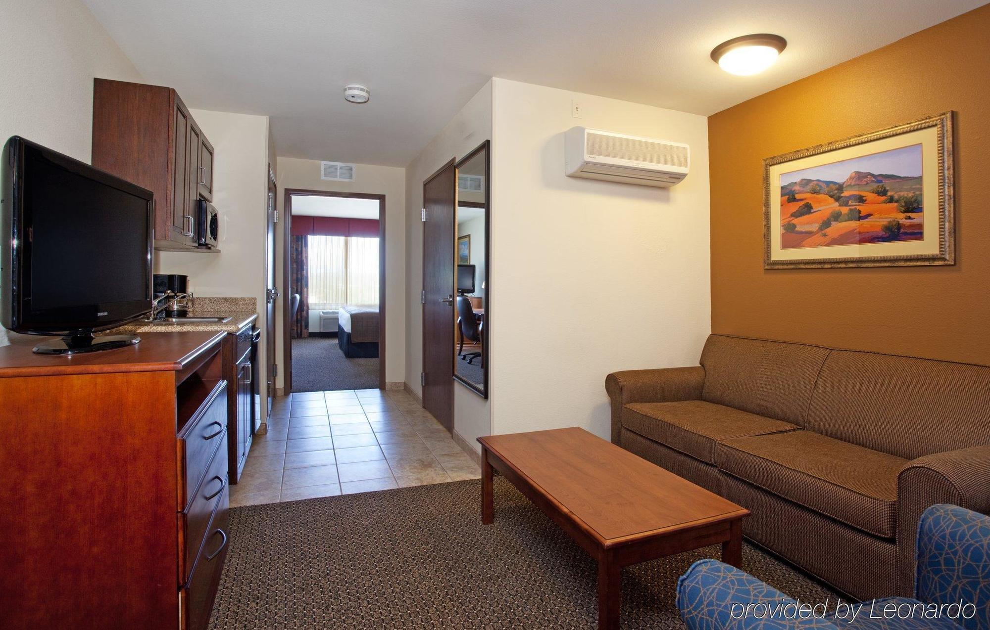 Holiday Inn Express & Suites Trinidad By Ihg Cameră foto