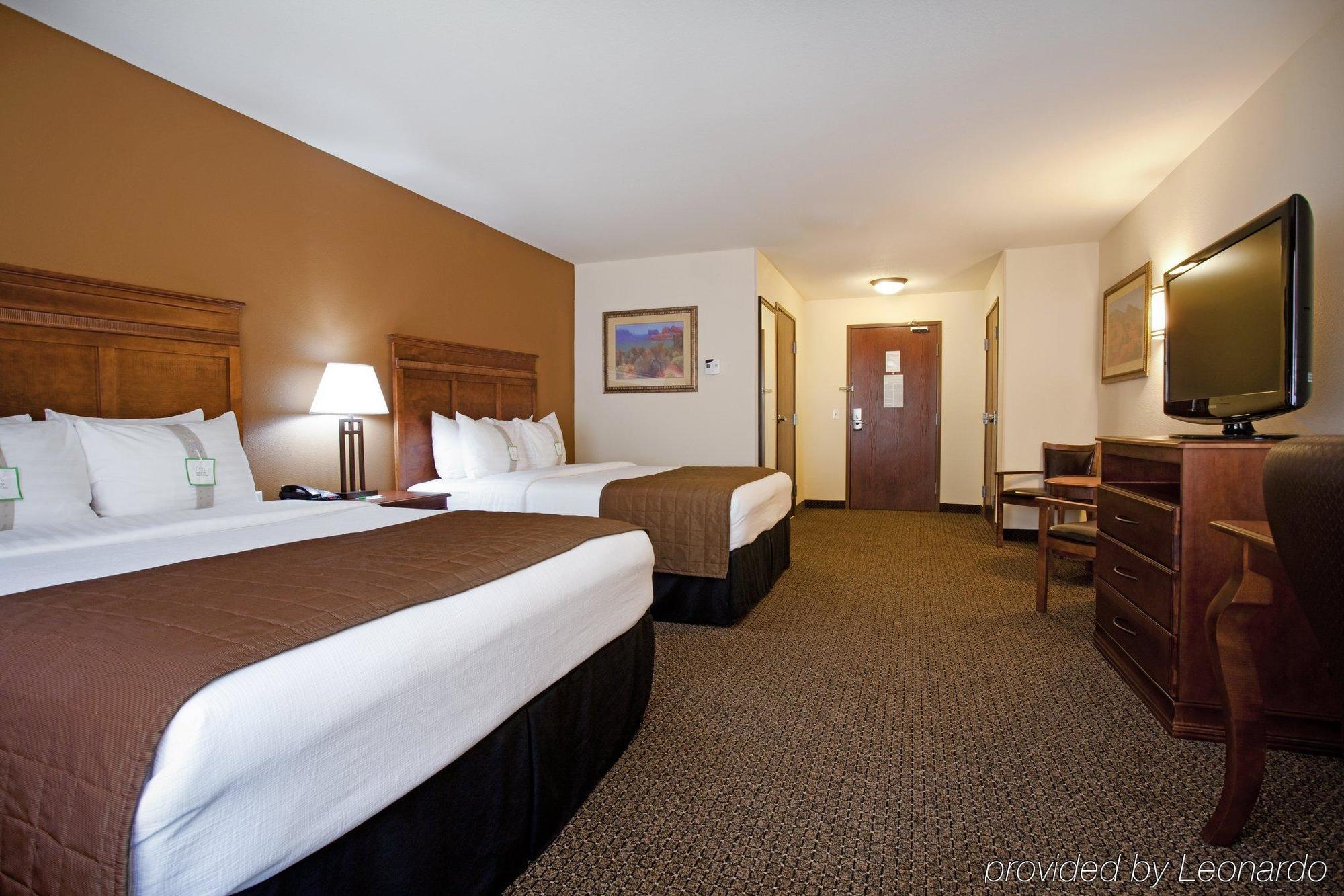 Holiday Inn Express & Suites Trinidad By Ihg Exterior foto